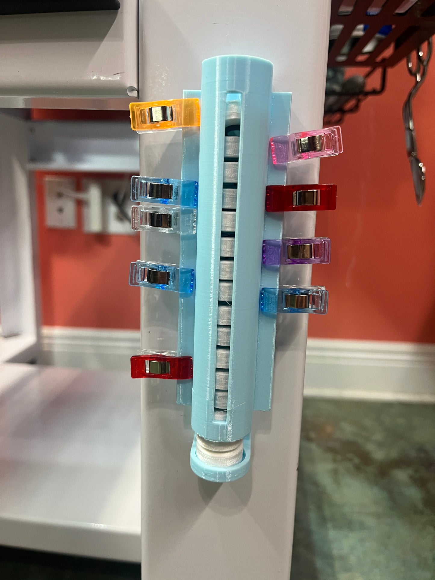 Bobbin Dispenser