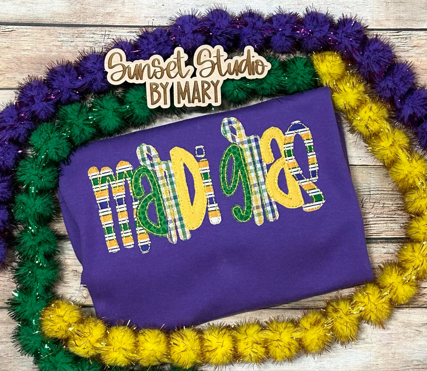 Mardi Gras Bean Stitch Applique Machine Embroidery Design
