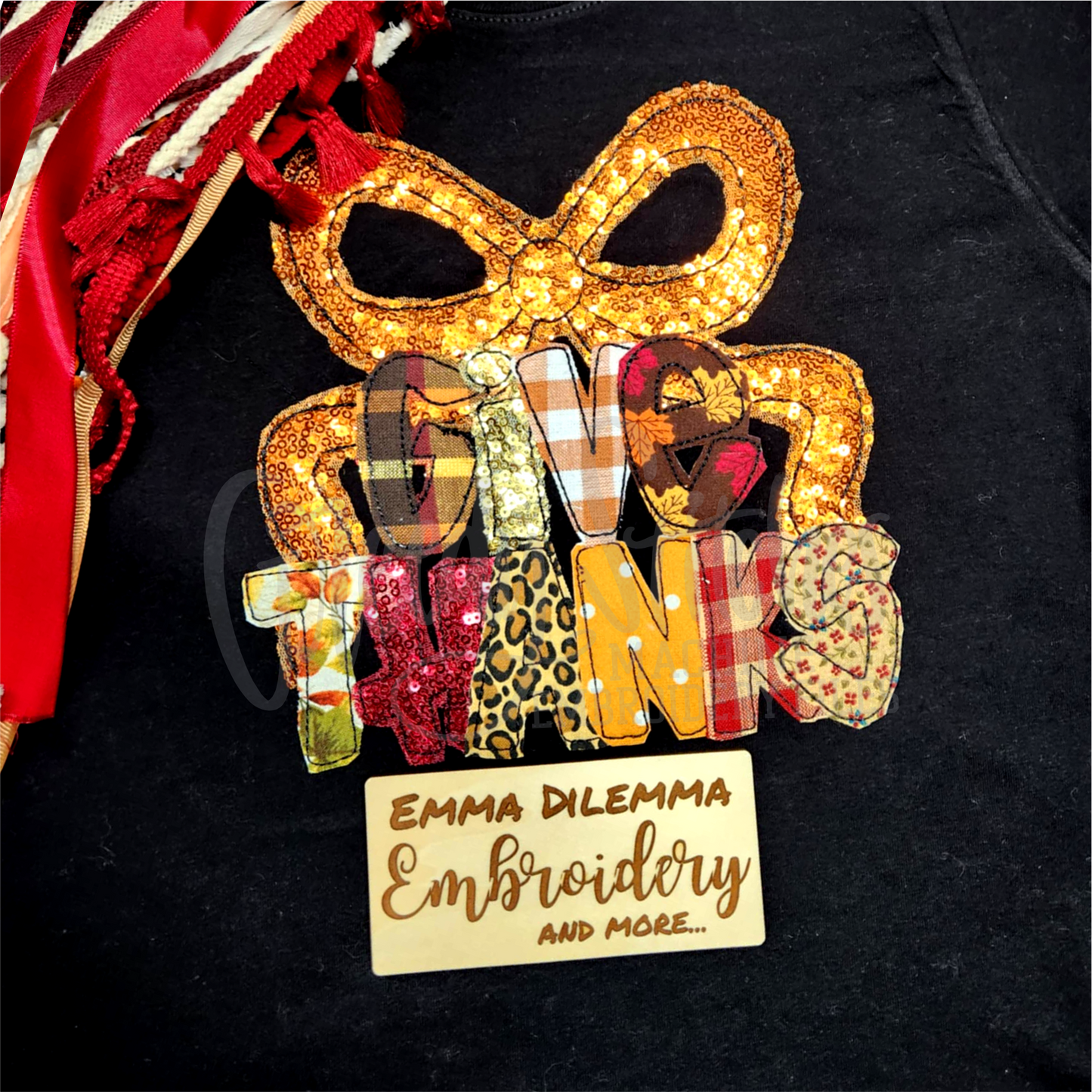 Give Thanks Bow Bean Stitch Applique Machine Embroidery Design