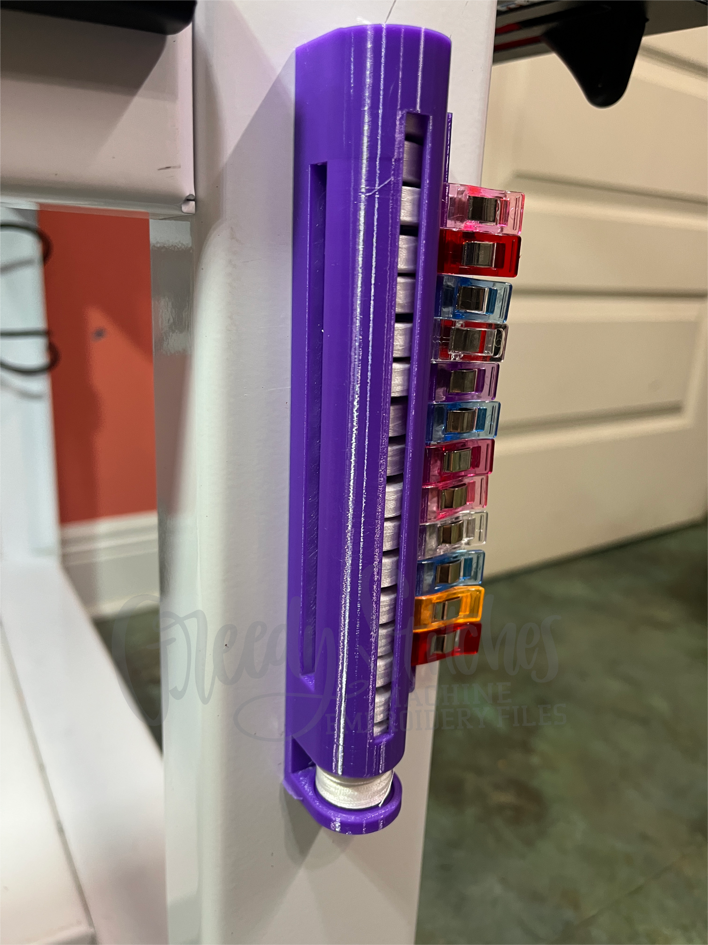 Bobbin Dispenser